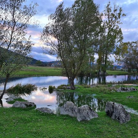 Forestside House Gacka With Relax Area Sinac Esterno foto