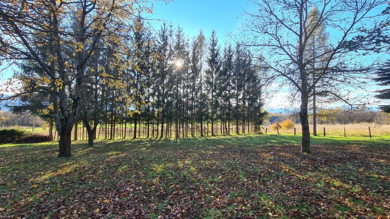 Forestside House Gacka With Relax Area Sinac Esterno foto