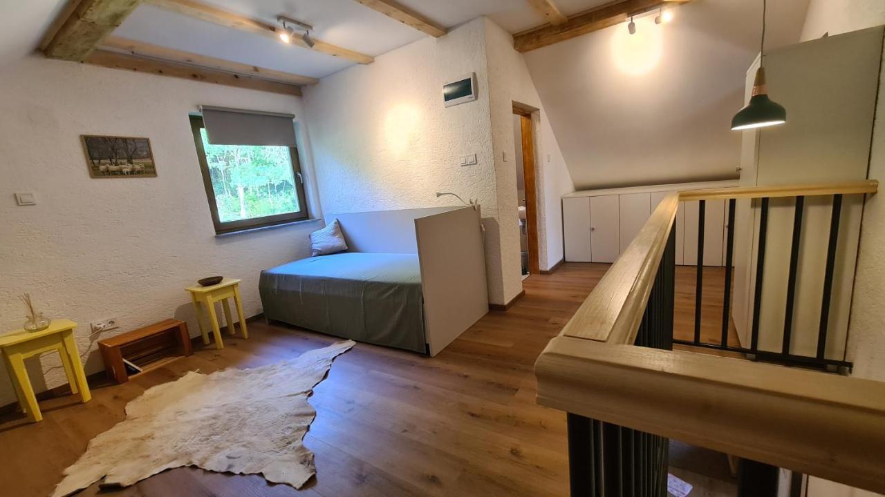 Forestside House Gacka With Relax Area Sinac Esterno foto