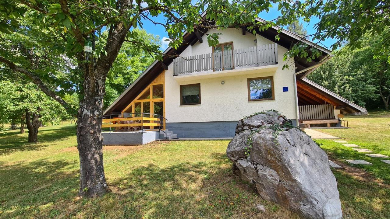Forestside House Gacka With Relax Area Sinac Esterno foto